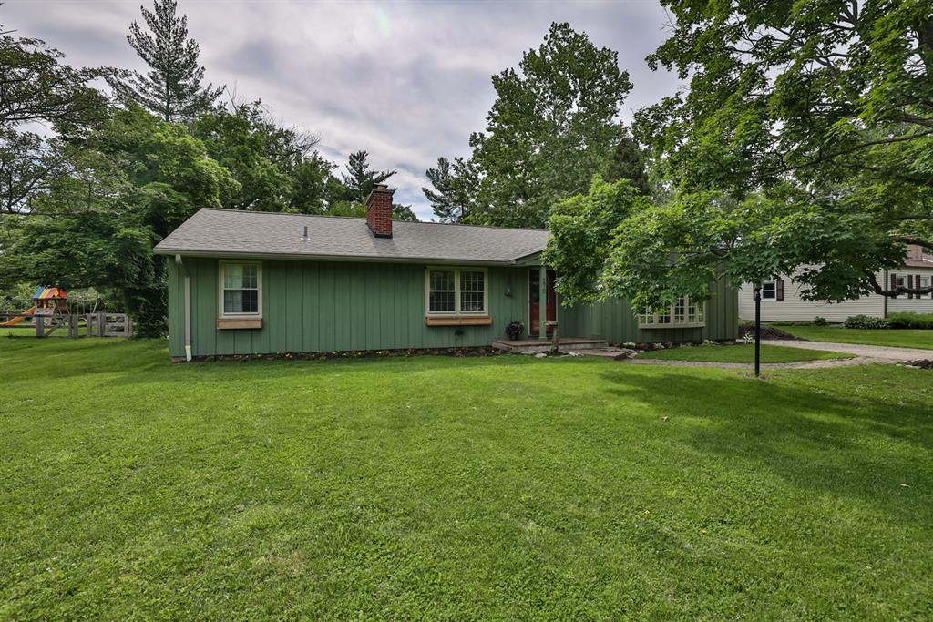 270 Hilltop Lane Wyoming, OH