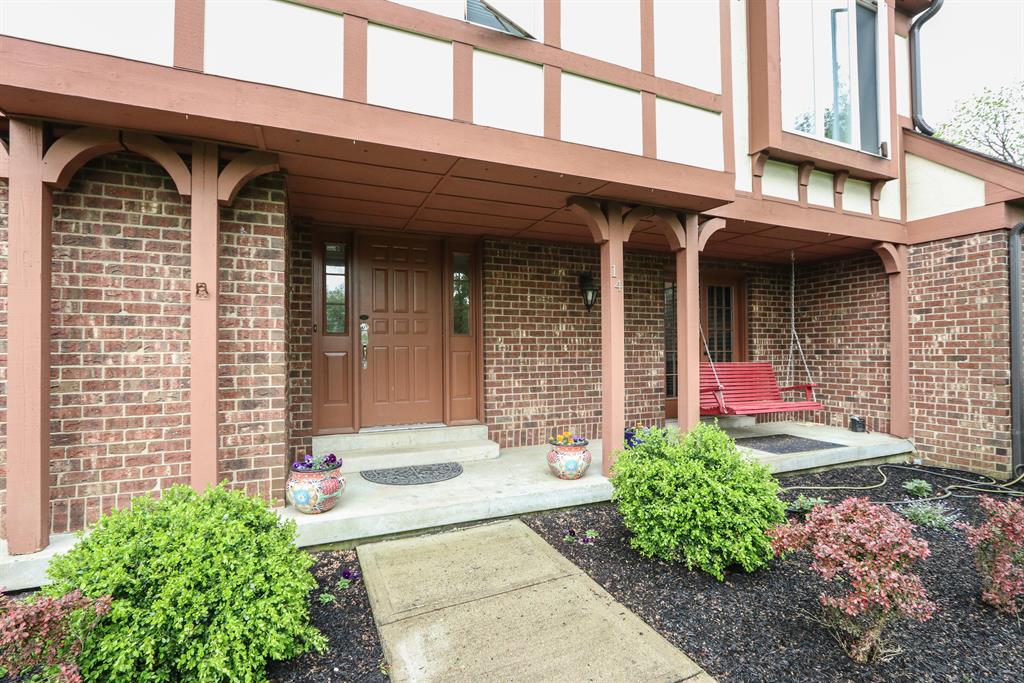 Entrance for 14 Little Creek Ln Glendale, OH 45246