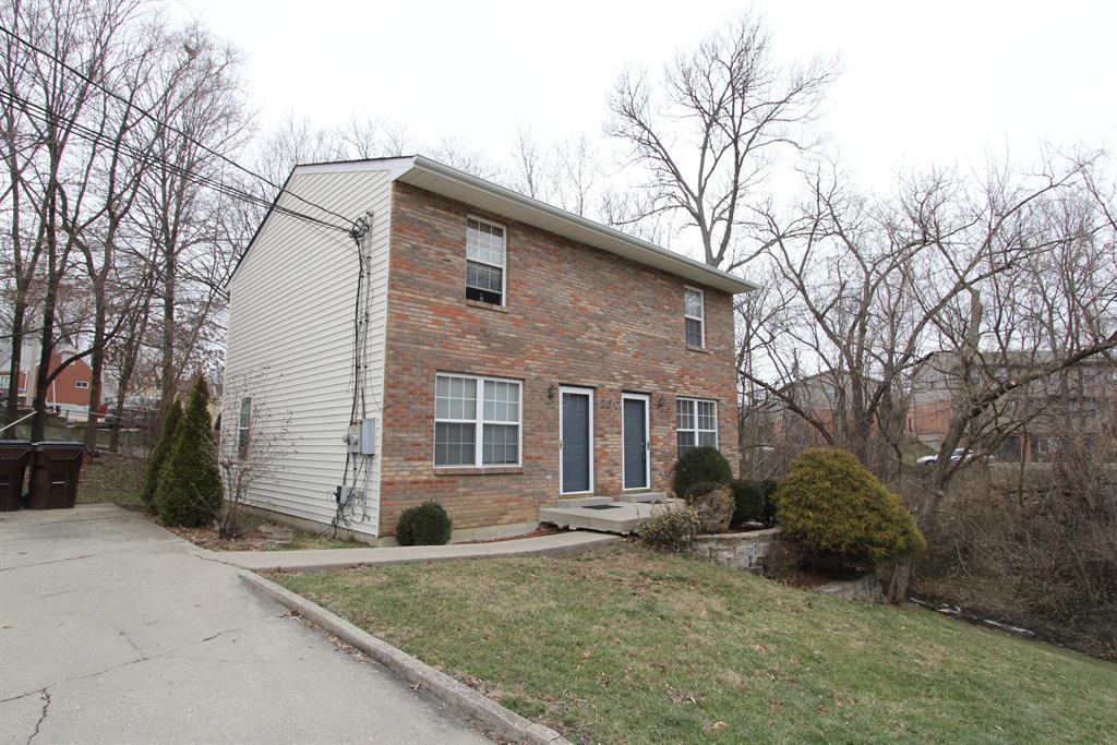 230 Palace Ave