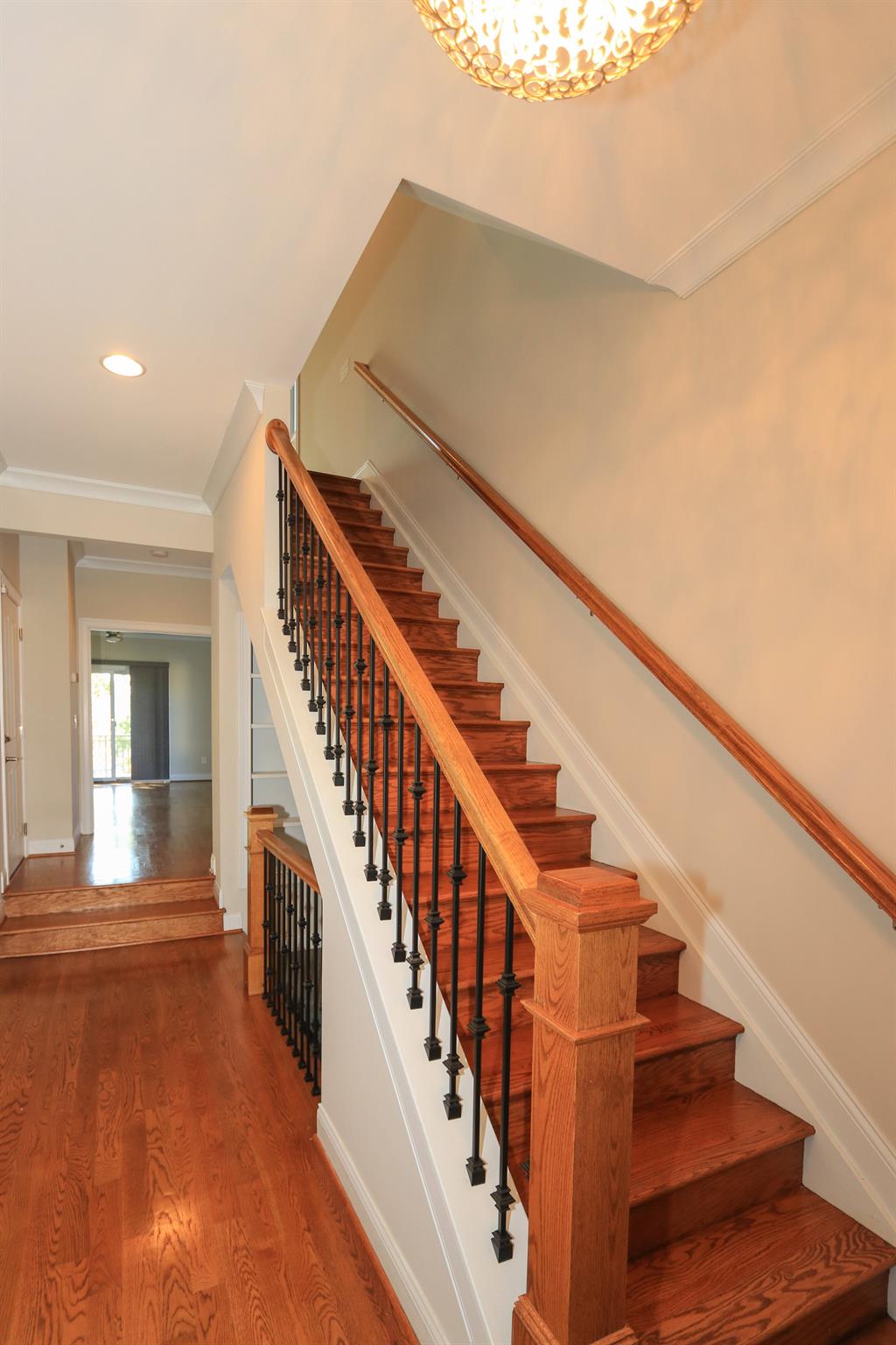 Foyer image 2 for 421 Boal St Mt. Auburn, OH 45202