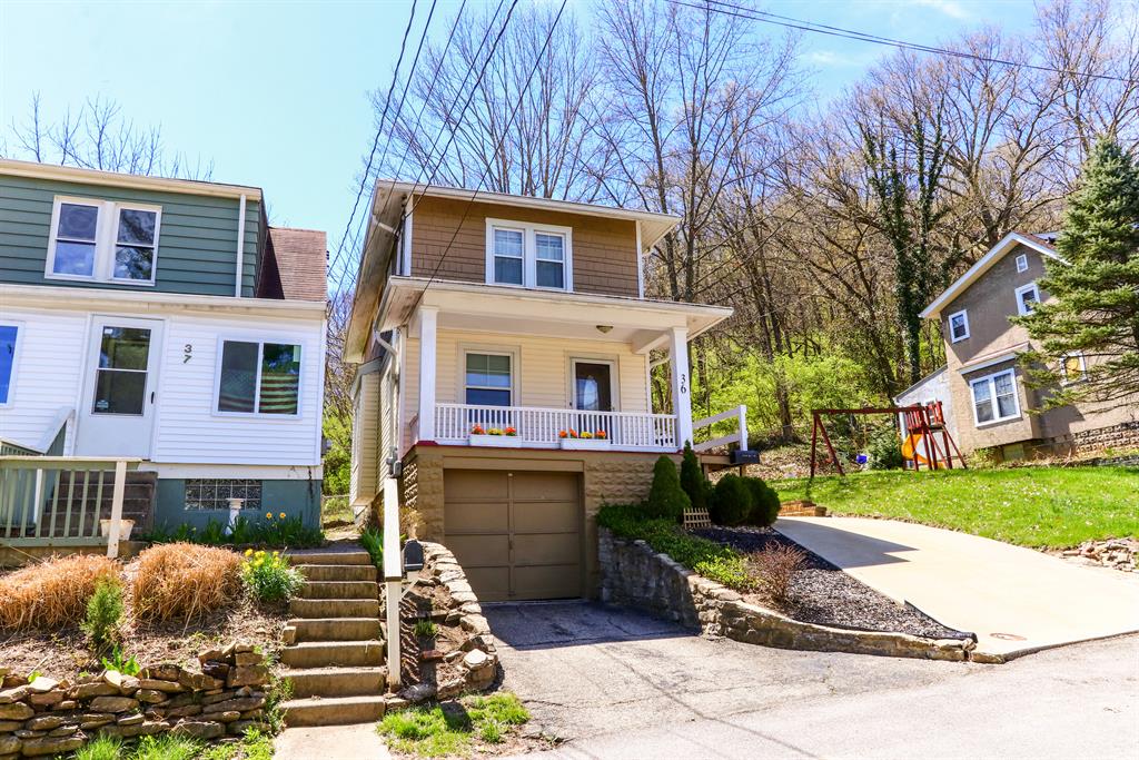 36 Lorraine Ct