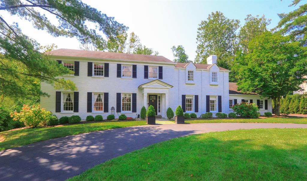 8015 Peregrine Ln Indian Hill, OH