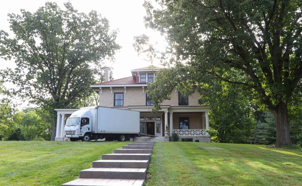 104 Elm Ave Wyoming, OH
