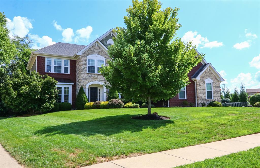Exterior (Main) 2 for 2624 Legacy Rdg Florence, KY 41042