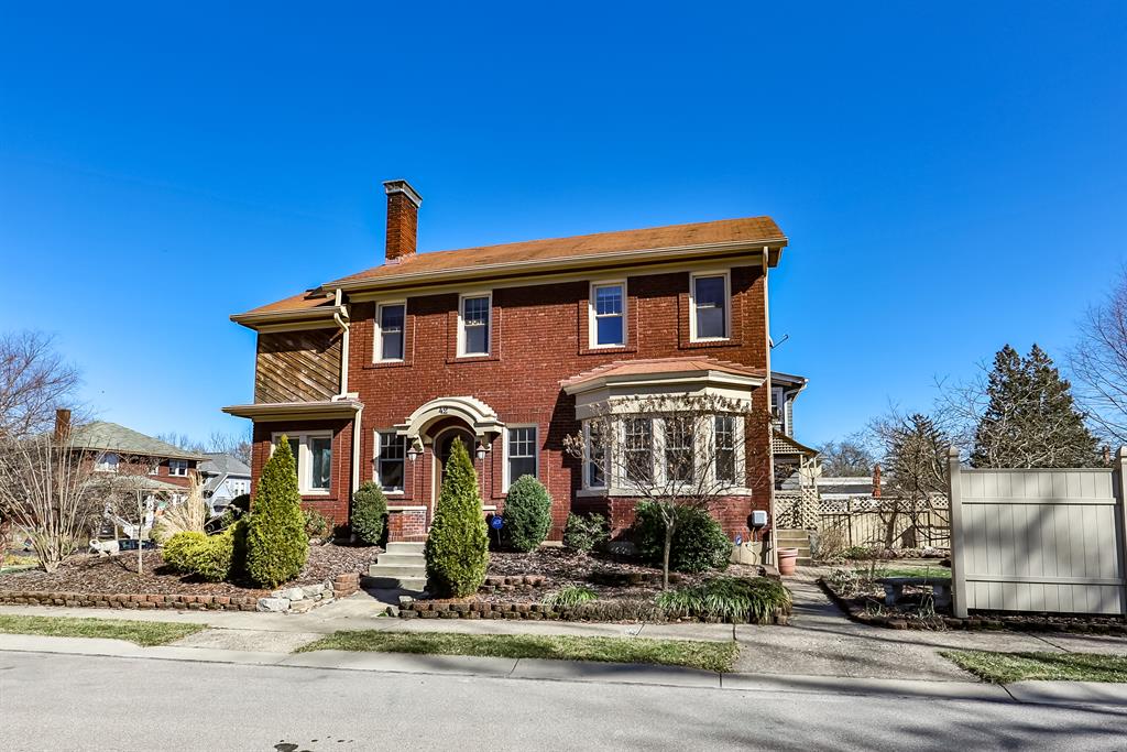 42 Arcadia Pl Hyde Park, OH