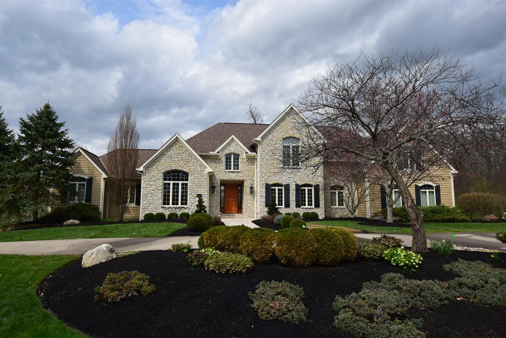 8156 Varner Rd Indian Hill, OH