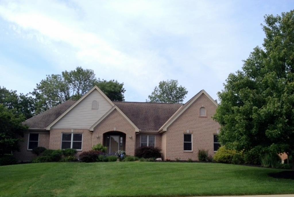2251 Treetop Ln