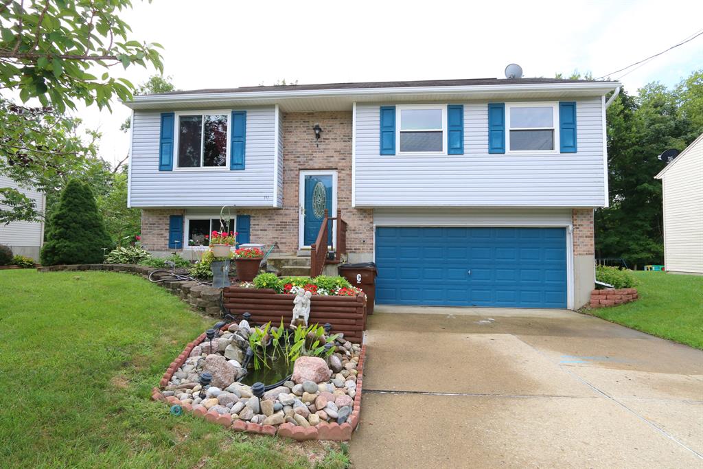 111 Green Hill Dr
