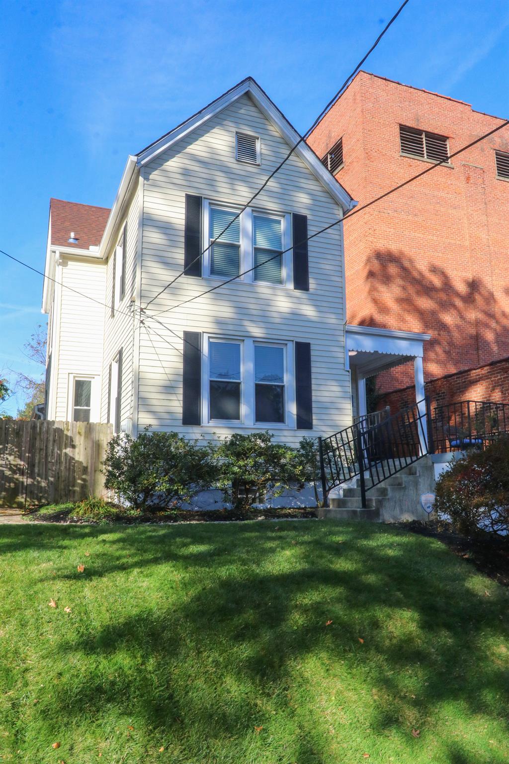 3647 Monteith Ave Hyde Park, OH