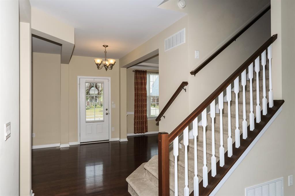 Foyer for 12036 Jockey Club Dr Union, KY 41091