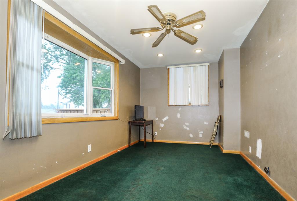 Living Room for 10260 October Dr Colerain Twp.East, OH 45251