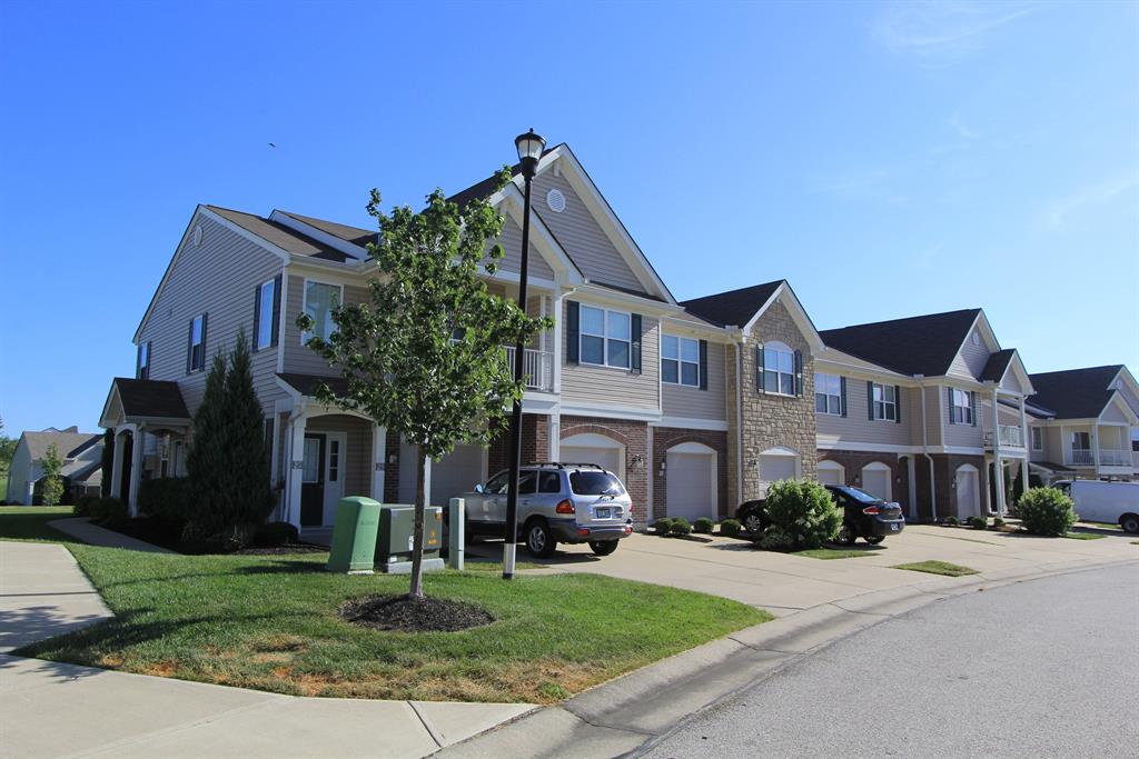 3912 Spire Cir