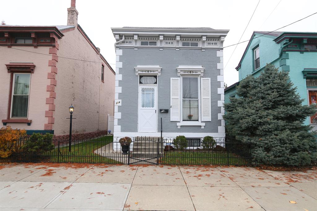 314 Berry Ave