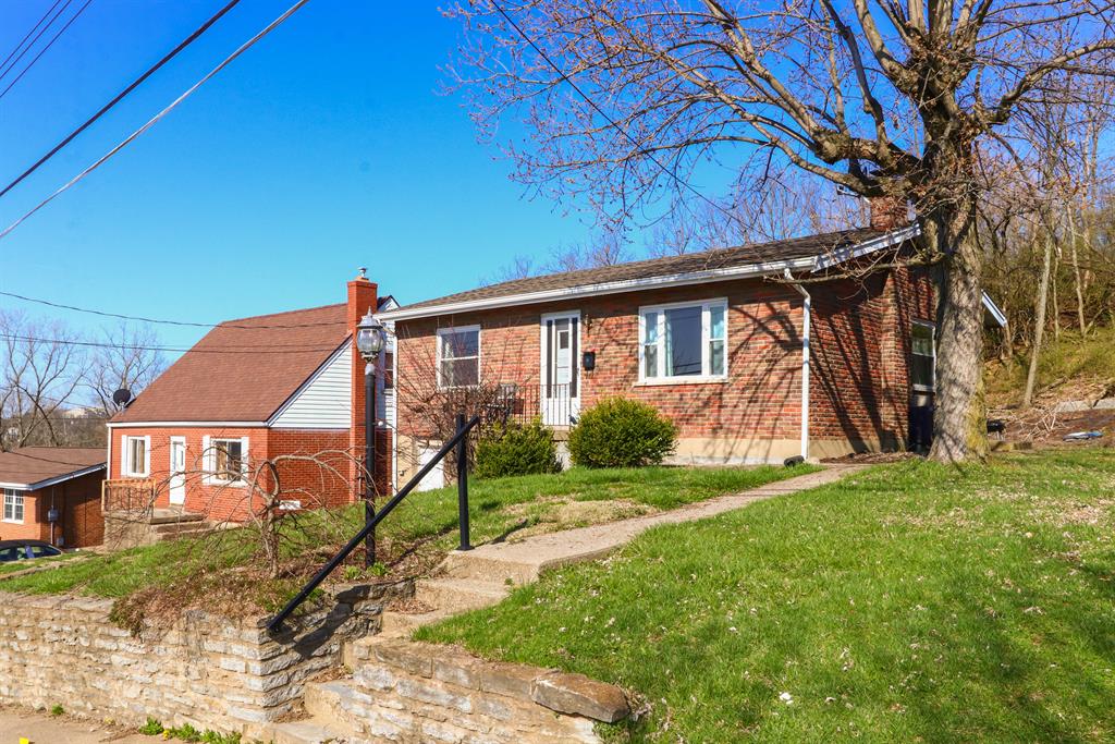 19 East Ridge Pl