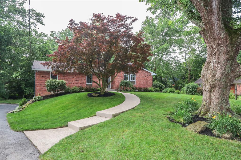 Exterior (Main) 2 for 131 Windingbrook Ln Terrace Park, OH 45174