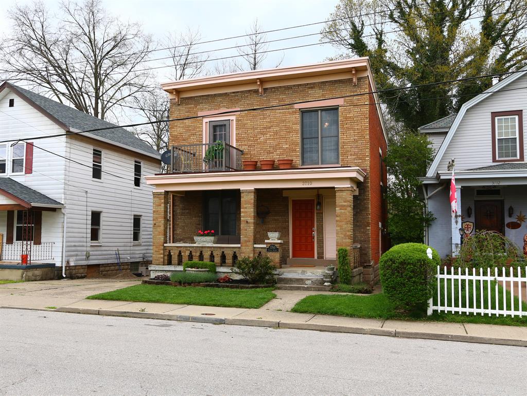 3710 Glenn Ave