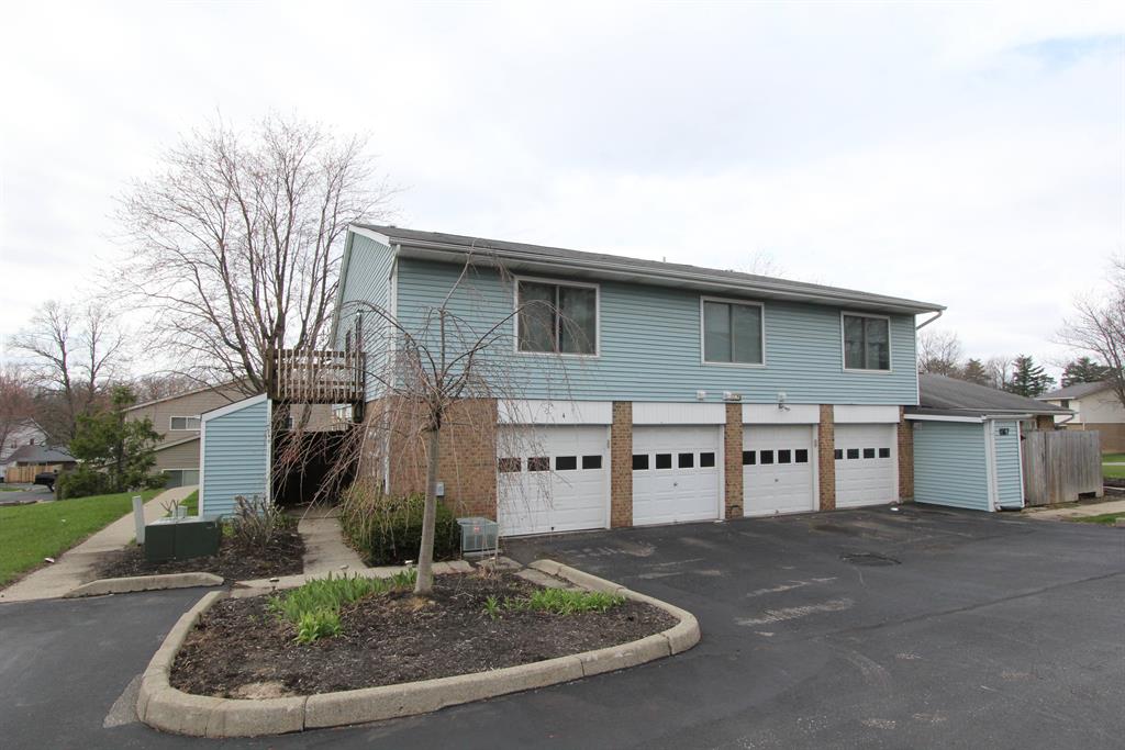 1067 Oakgrove Ct, 4