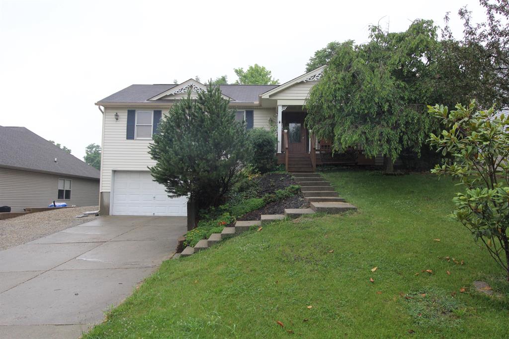1051 Hartford Cir