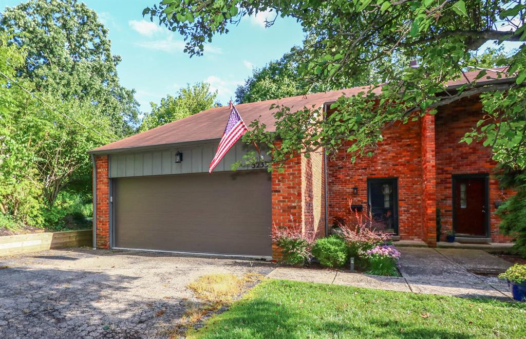 3233 Close Ct Mt. Lookout, OH