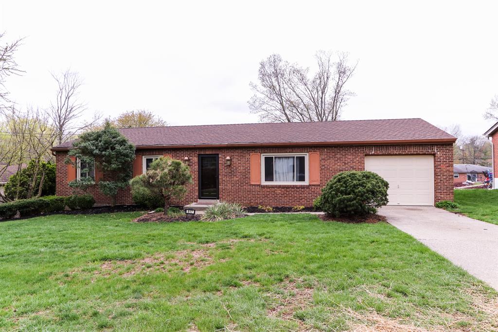 917 Villa Dr