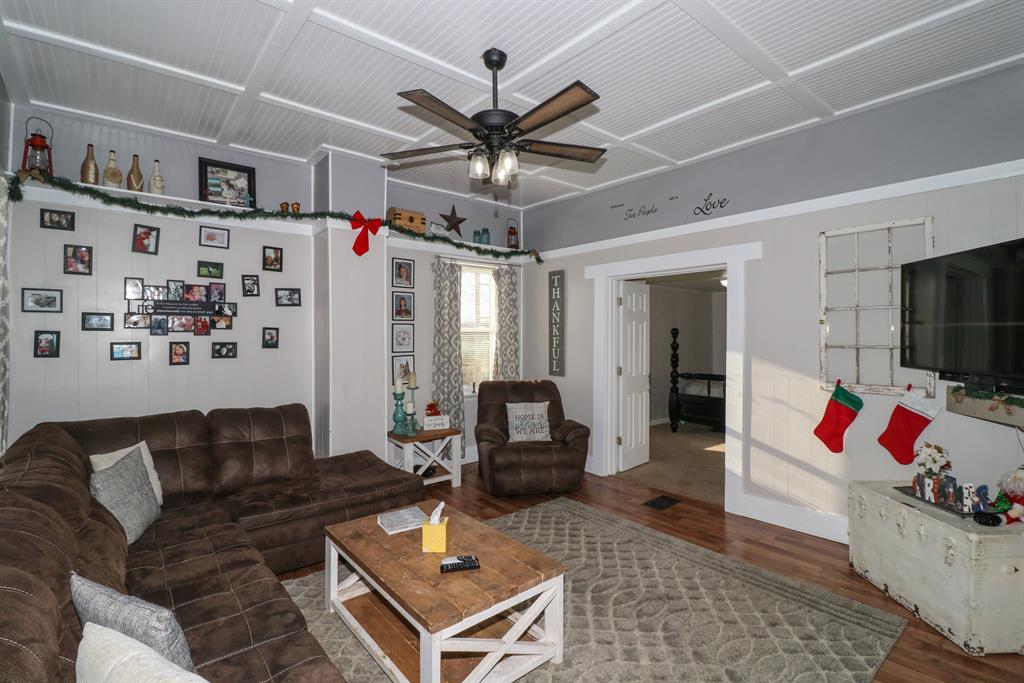 Living Room for 5016 Johnsonfork Rd West Harrison, IN 47060