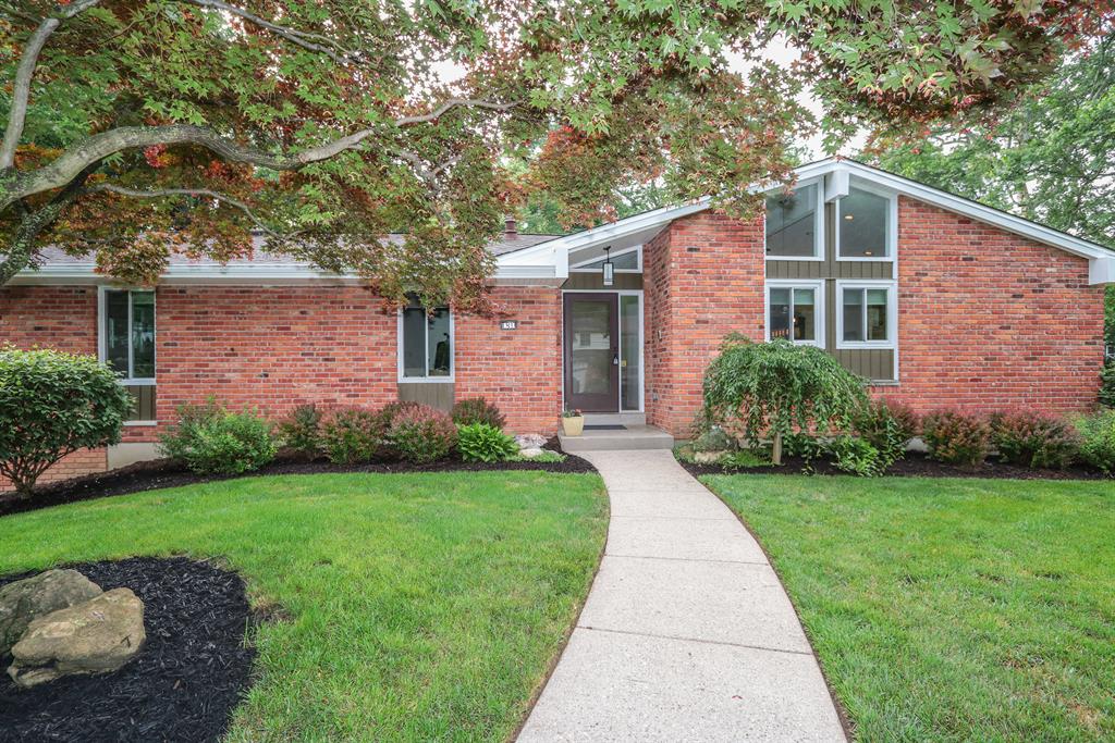 Entrance for 131 Windingbrook Ln Terrace Park, OH 45174