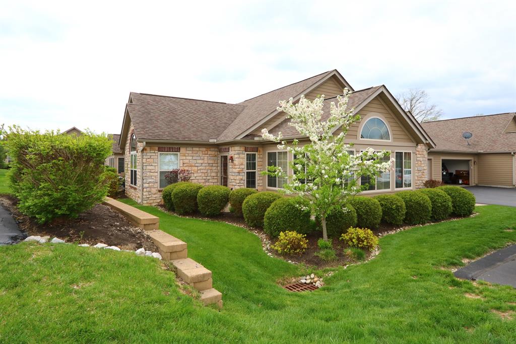 9120 Royal Oak Ln