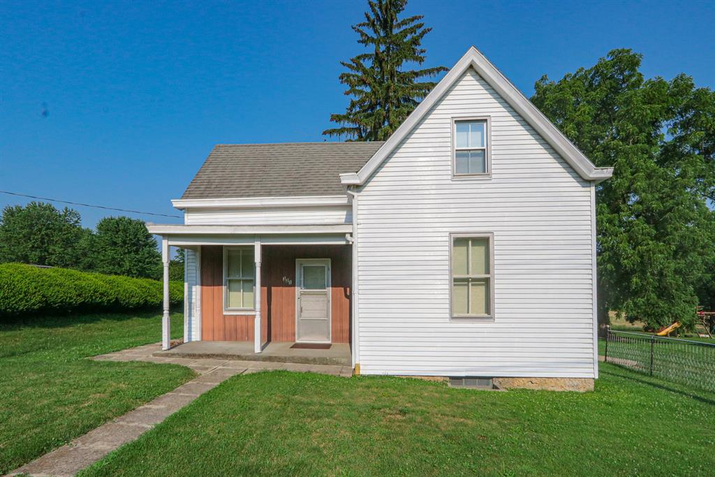 Exterior (Main) 2 for 321 N Main St Perry Twp., OH 45118