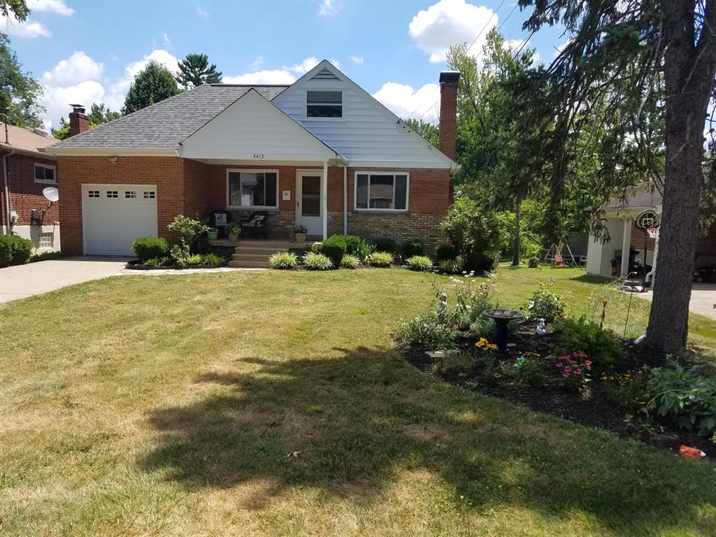 8412 Pine Rd Kenwood, OH