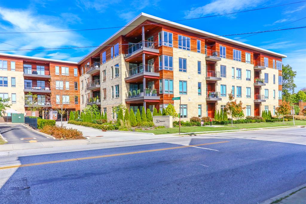 2770 Observatory Ave, 405 Hyde Park, OH