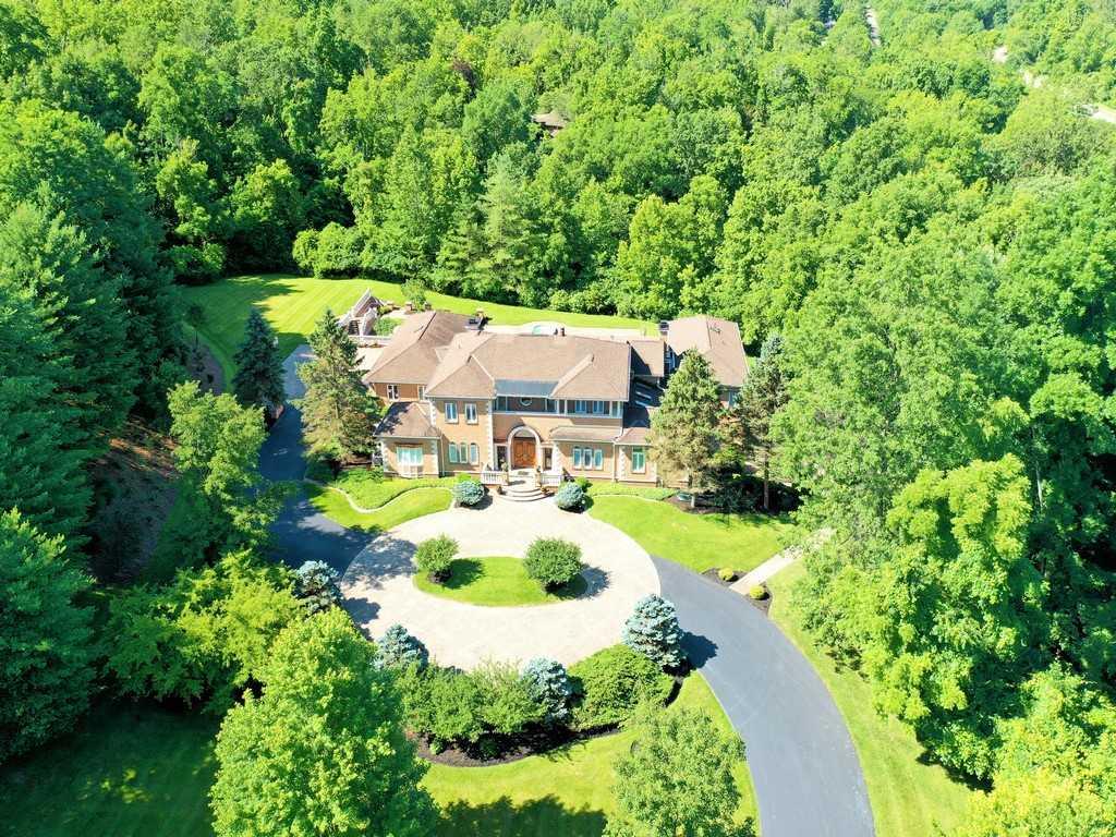 Exterior (Main) 2 for 11 Camargo Pines Ln Indian Hill, OH 45243
