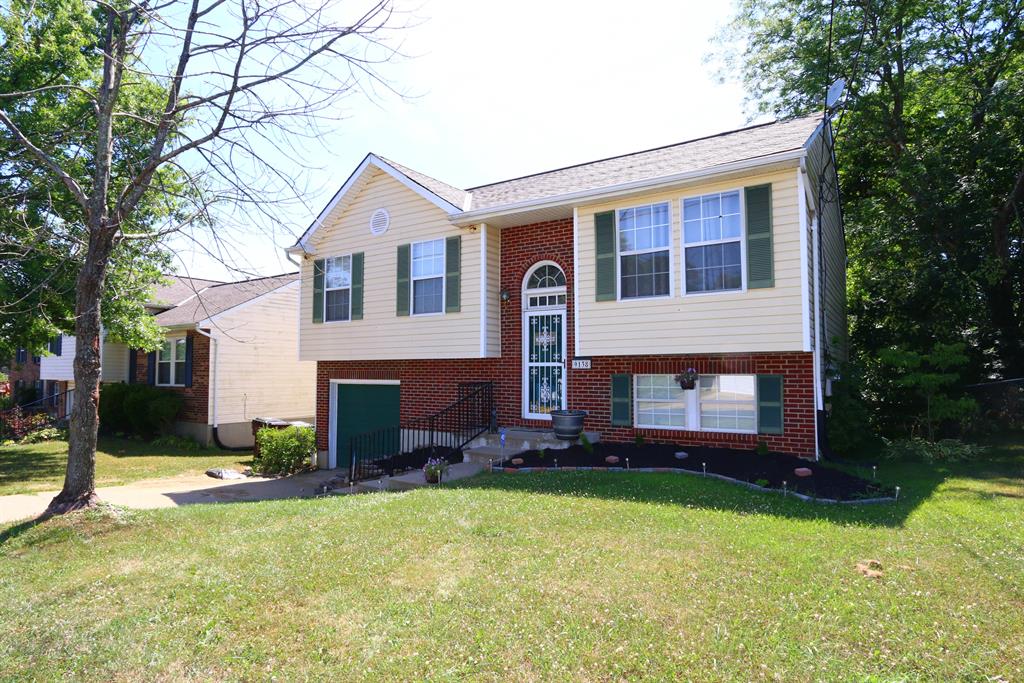 9138 Hawksridge Dr