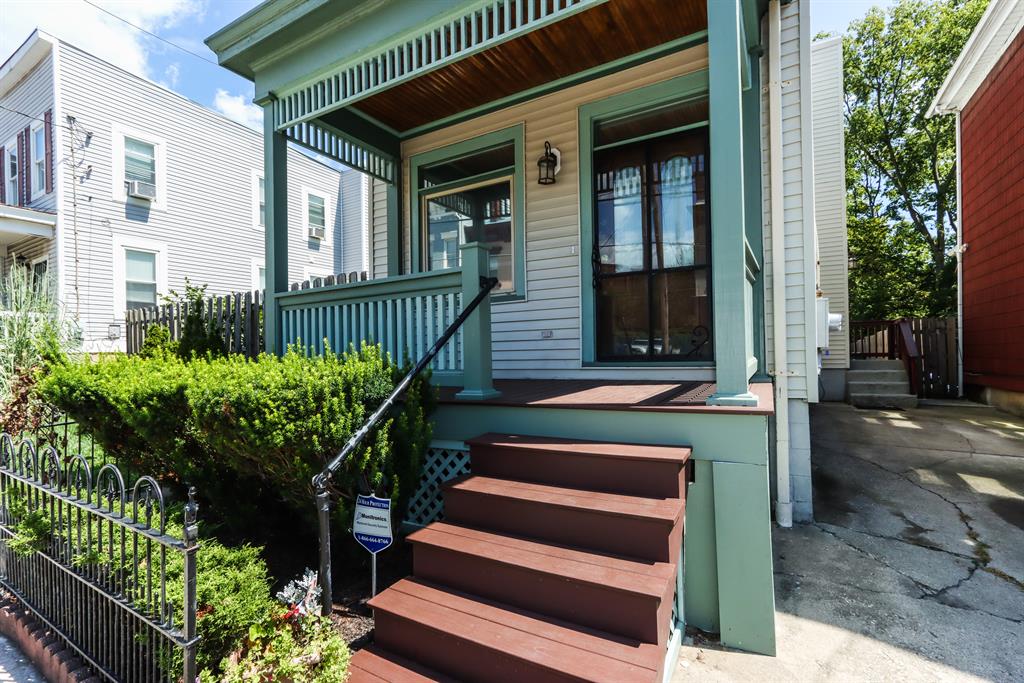 1820 Highland Ave Mt. Auburn, OH