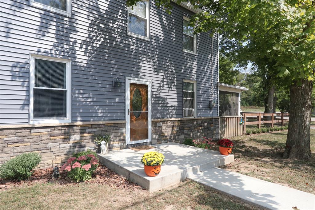 Entrance for 6452 Okeana Drewersburg Rd Okeana, OH 45053
