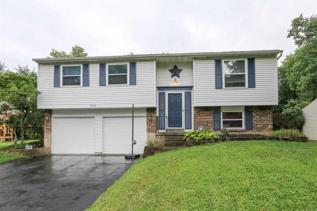 903 W Martindale Rd Englewood, OH