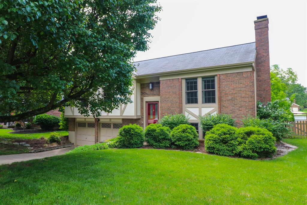 854 Hacienda Ct