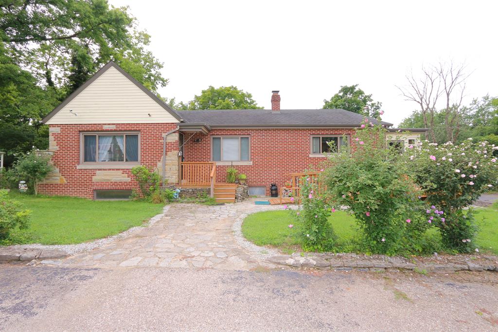 3 Maple Ave Lebanon, OH