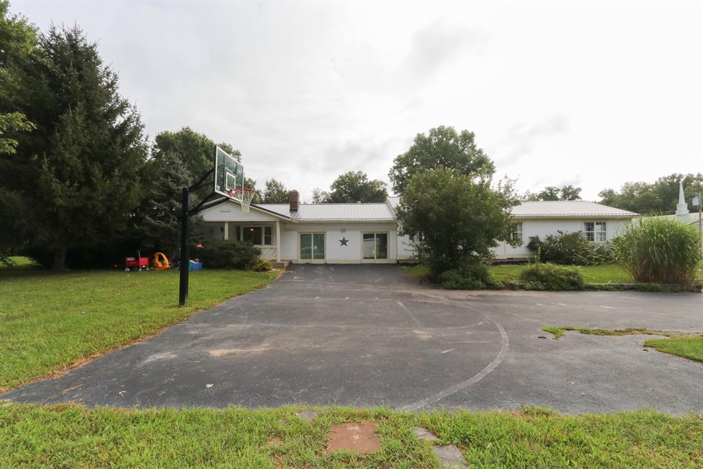 6176 St Rt 132 Goshen Twp., OH
