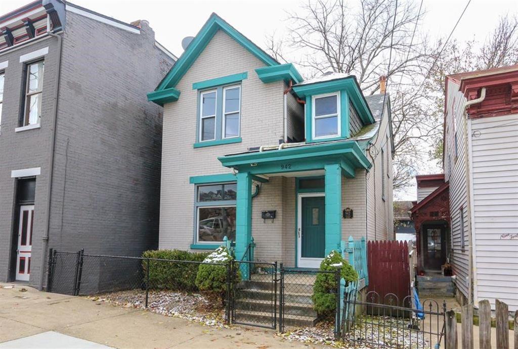 942 Monroe St