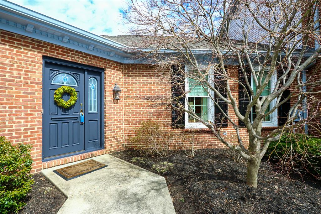 Entrance for 864 Windsor Green Dr Villa Hills, KY 41017