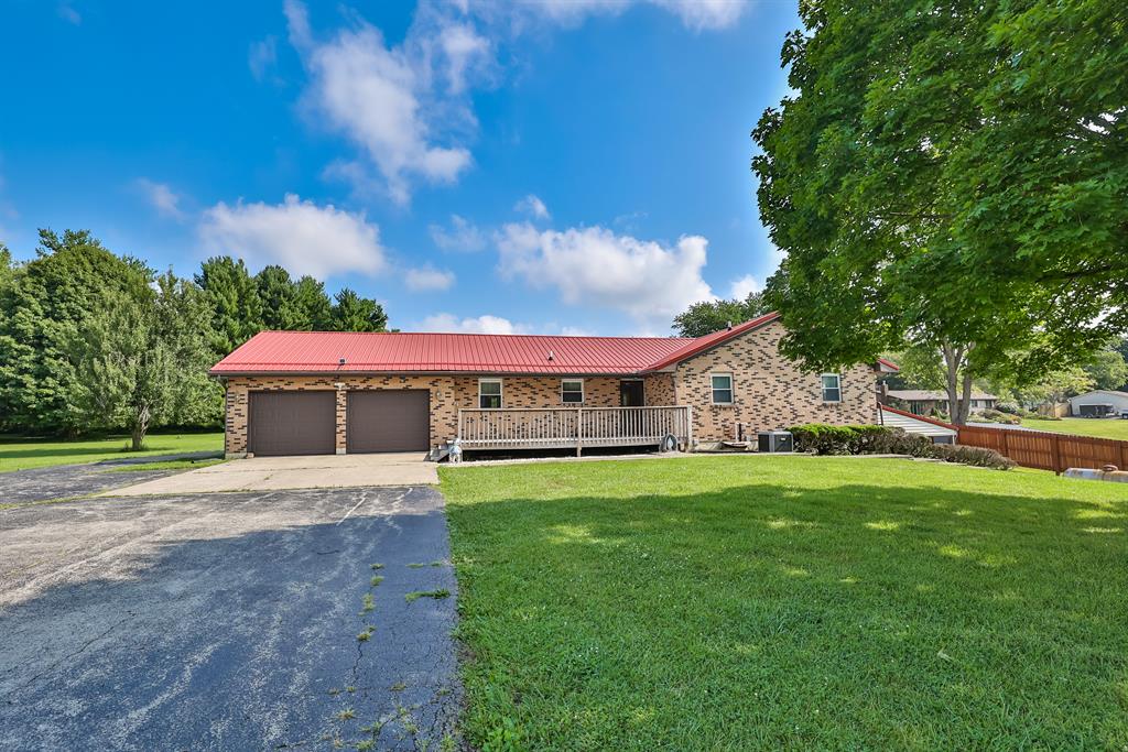 1077 Beechgrove Rd