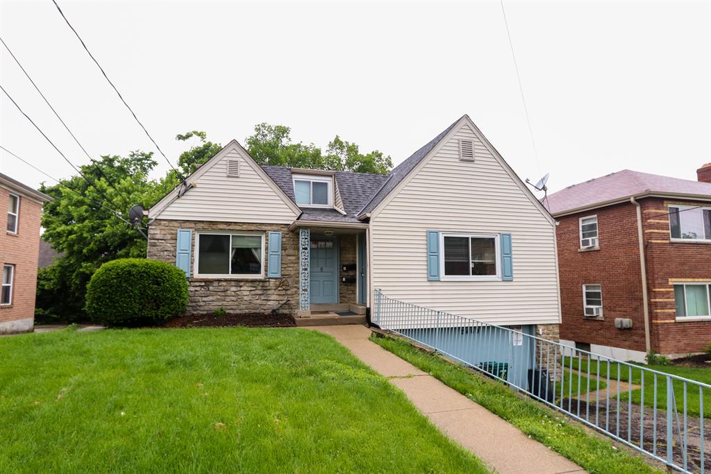 2469 Boudinot Ave