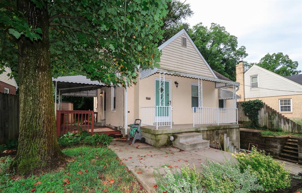 Exterior (Main) 2 for 1700 Hunt Rd Reading, OH 45215