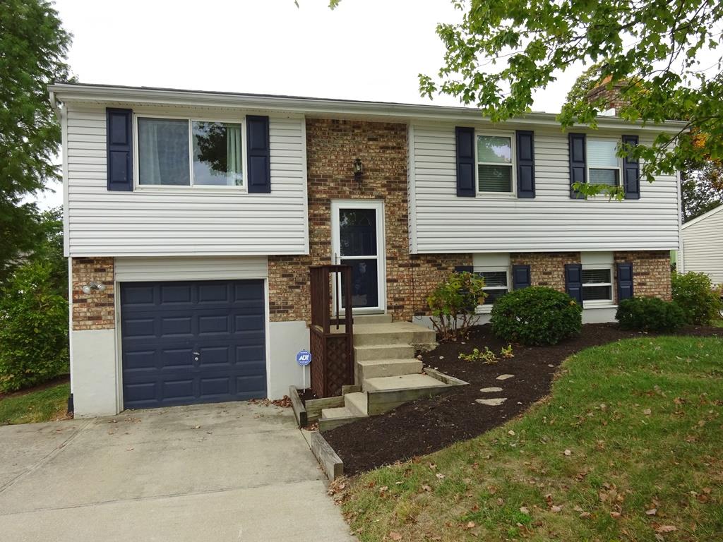 105 Carriage Hill