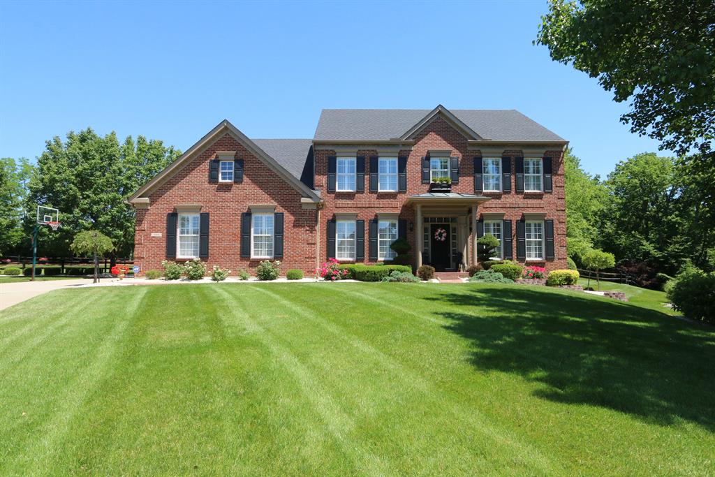 709 Gallant Fox Ln