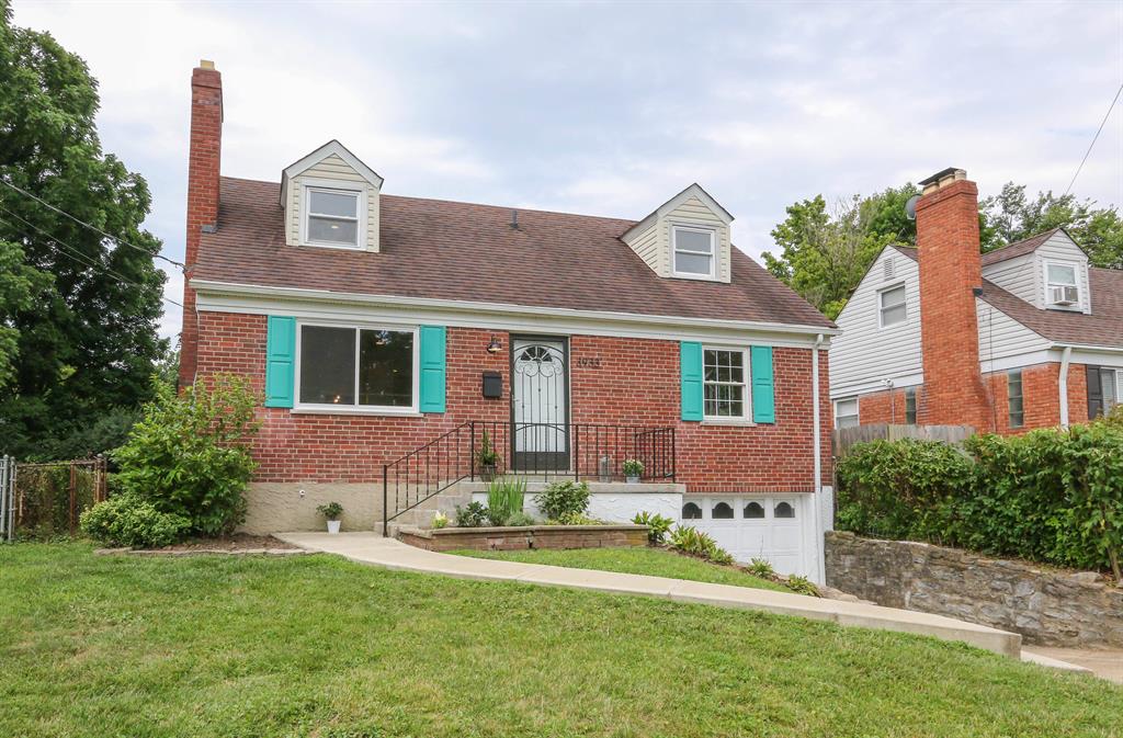3933 N Fordham Pl Silverton, OH