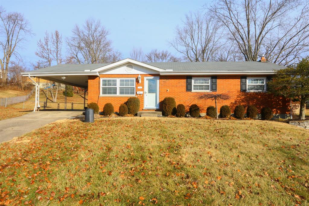 3236 Fairwood Ct