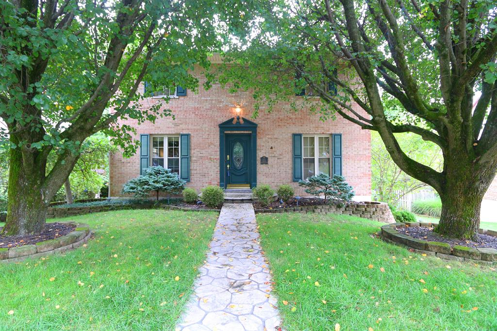 24 Stacy Ln