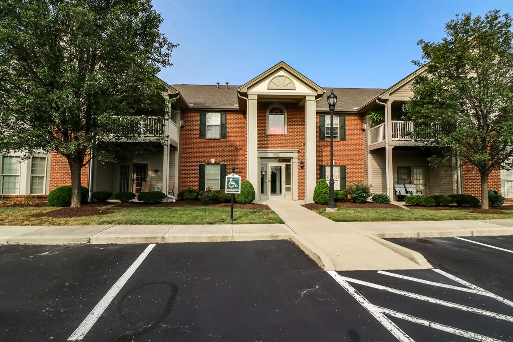 8021 Pinnacle Point Dr #202 West Chester - West, OH