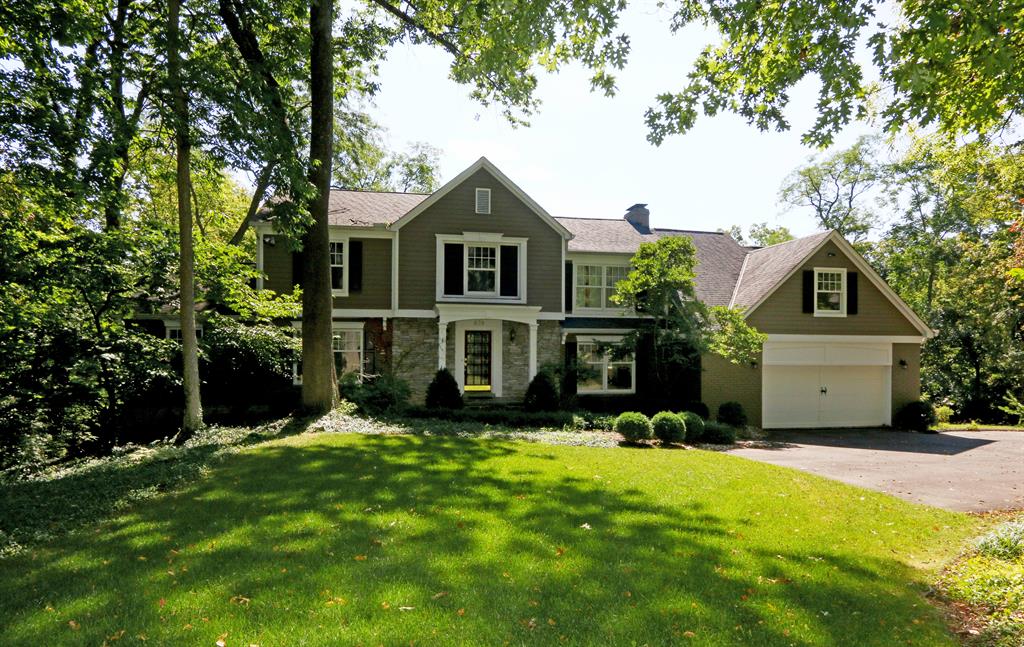 428 Hidden Valley Ln Wyoming, OH